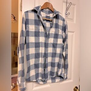 Blue plaid flannel full button shirt